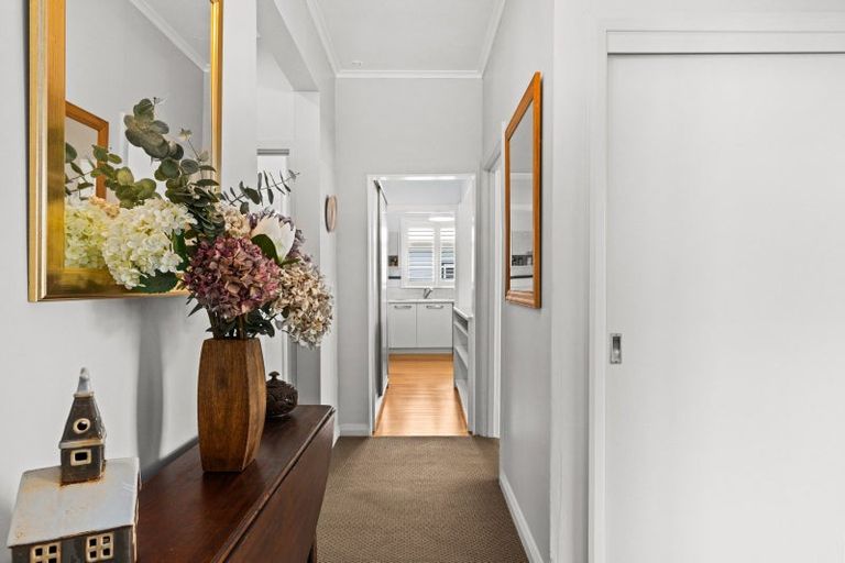 Photo of property in 29 Sanders Avenue, Marewa, Napier, 4110