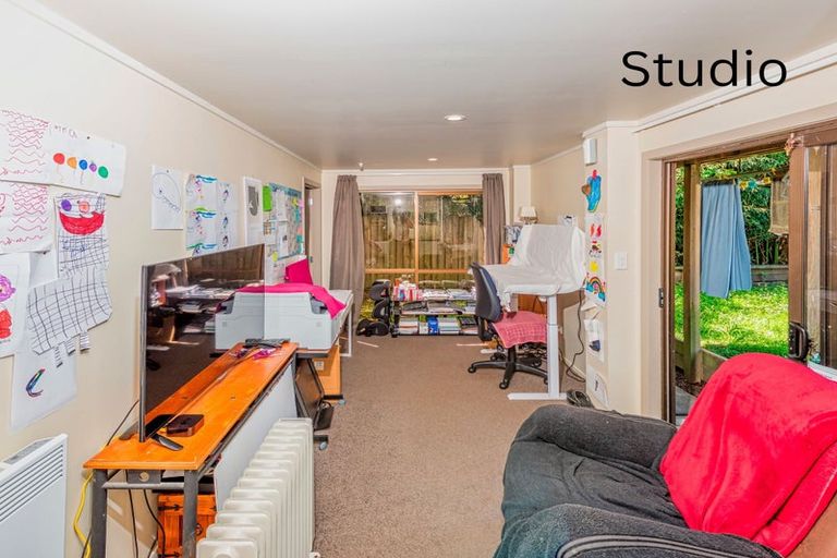 Photo of property in 2a/231 Don Buck Road, Massey, Auckland, 0614