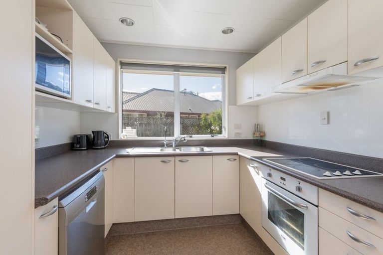 Photo of property in 28 Rochfort Drive, Richmond, 7020