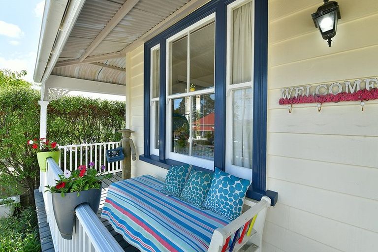 Photo of property in 28 Puriri Street, Helensville, 0800