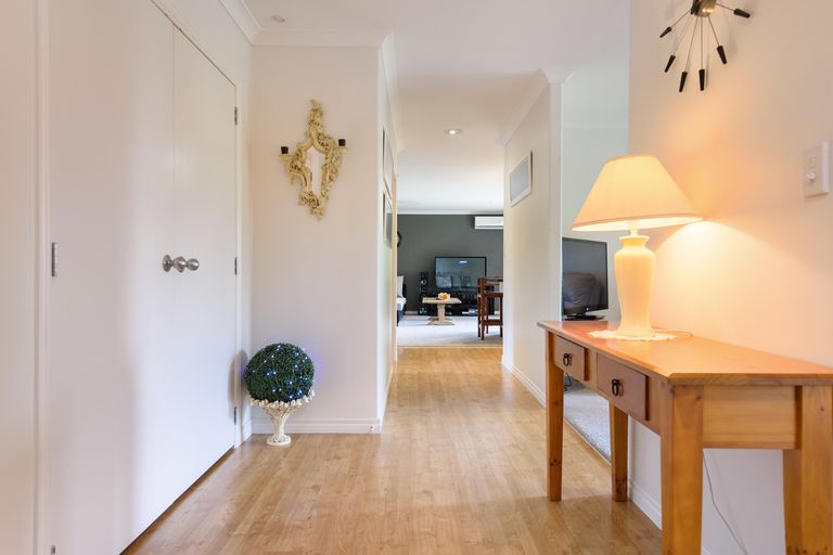 Photo of property in 9r Roger Guy Place, Welcome Bay, Tauranga, 3175