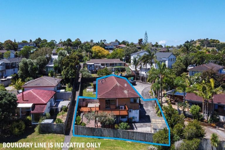Photo of property in 2/28 Birman Close, Half Moon Bay, Auckland, 2012