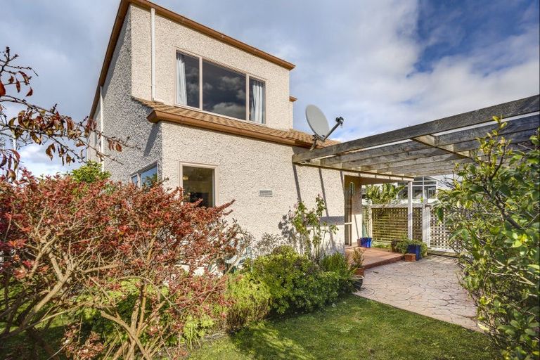 Photo of property in 13/180 Charles Street, Westshore, Napier, 4110