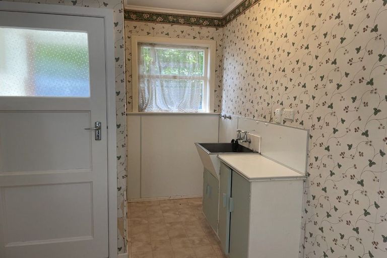 Photo of property in 12 Rawhiti Street, Stokes Valley, Lower Hutt, 5019
