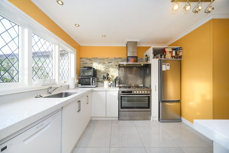 Photo of property in 23 Ngaio Street, West End, Palmerston North, 4412