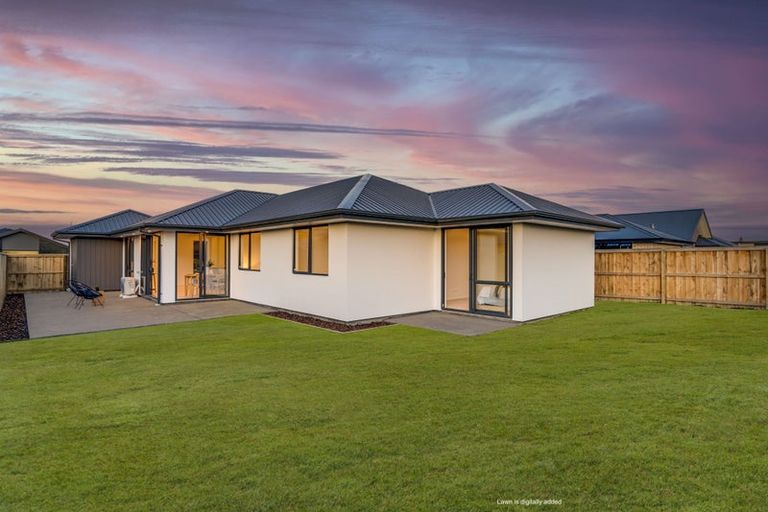 Photo of property in 6 Grimwood Street, Woodend, 7610