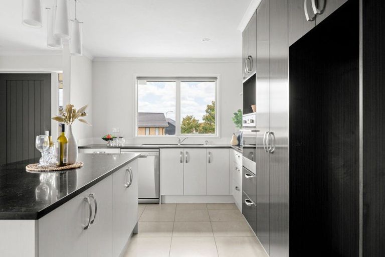 Photo of property in 2 Jack Rise, Grandview Heights, Hamilton, 3200