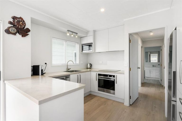 Photo of property in 102a Otahu Road, Whangamata, 3620