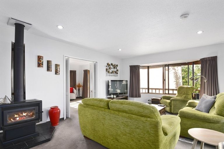 Photo of property in 44 Farnham Drive, Richmond, 7020