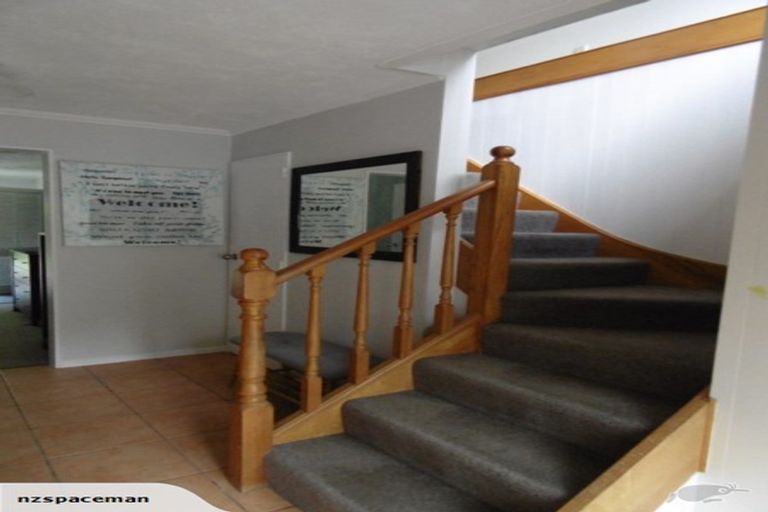 Photo of property in 4 Rokewa Way, Paparangi, Wellington, 6037