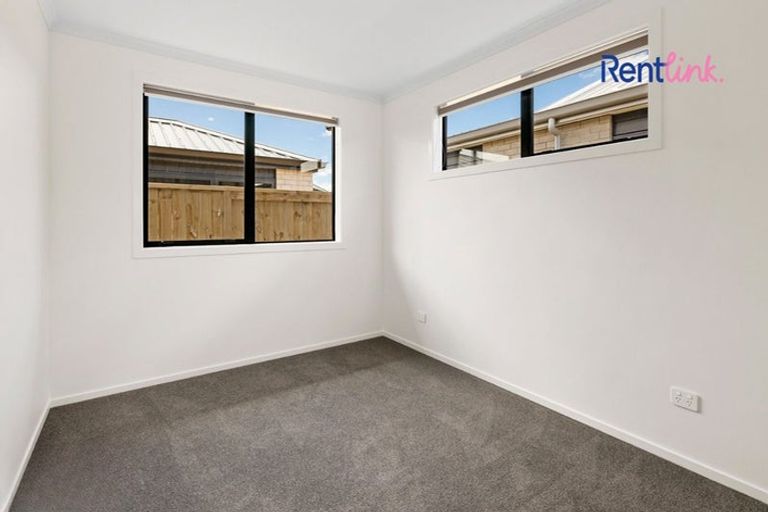 Photo of property in 30 Oioi Lane, Poike, Tauranga, 3112