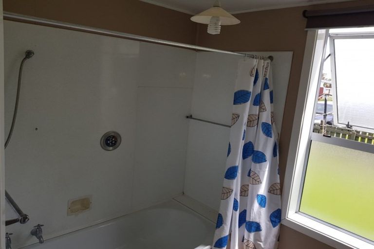 Photo of property in 54 Derby Street, Westport, 7825