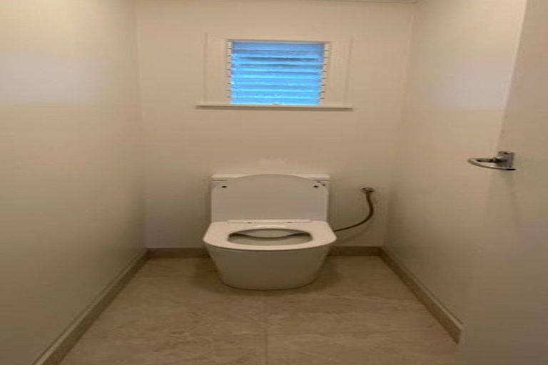 Photo of property in 158 Old Farm Road, Hamilton East, Hamilton, 3216