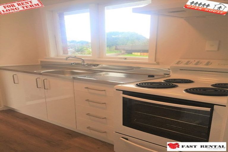 Photo of property in 1/120 Nile Road, Milford, Auckland, 0620