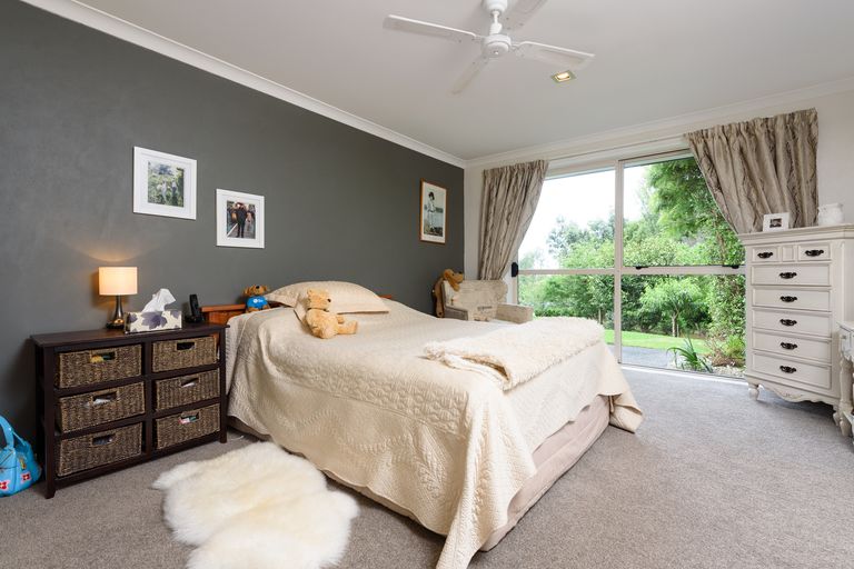 Photo of property in 9r Roger Guy Place, Welcome Bay, Tauranga, 3175