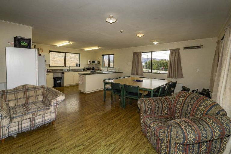 Photo of property in 42 Kawiu Road, Levin, 5510