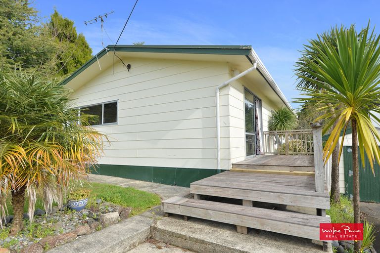 Photo of property in 18 Raewyn Street, Morningside, Whangarei, 0110