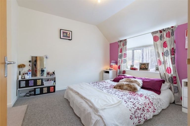 Photo of property in 28 Mcbain Grove, Avalon, Lower Hutt, 5011