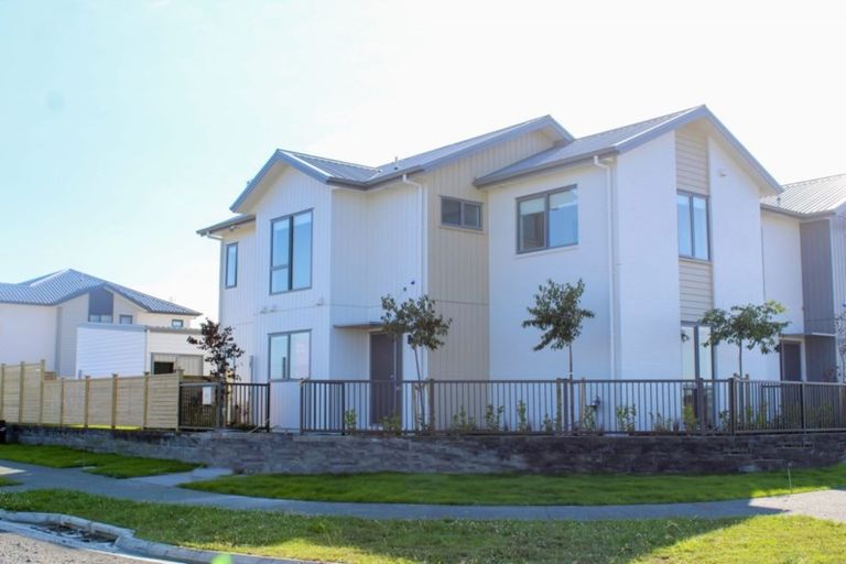 Photo of property in 94 Te Napi Drive, Takanini, 2112