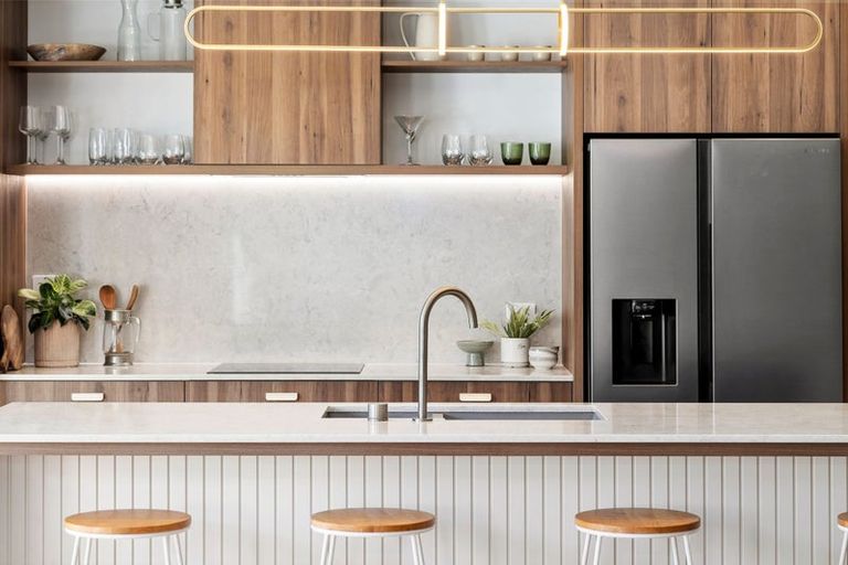 Photo of property in 2 Tomtit Crescent, Lake Hawea, Wanaka, 9382