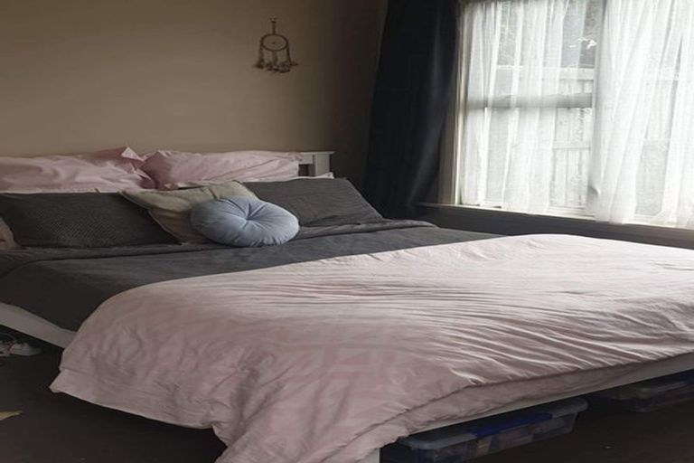 Photo of property in 37 Acacia Avenue, Upper Riccarton, Christchurch, 8041