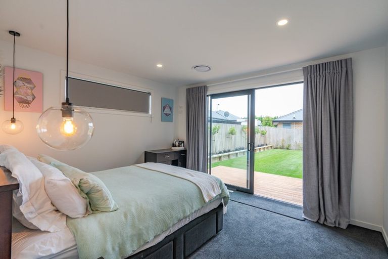 Photo of property in 15 Hamlett Drive, Woodend, 7610