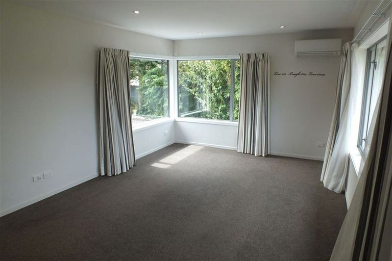 Photo of property in 207 Grahams Road, Burnside, Christchurch, 8053