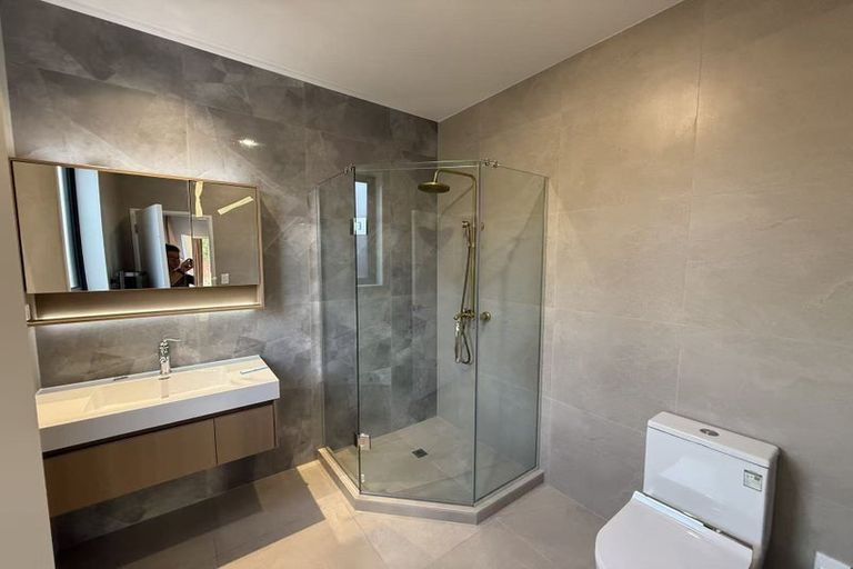 Photo of property in 21 Voltaire Court, Botany Downs, Auckland, 2010