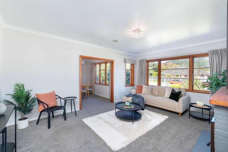 Photo of property in 28 Miro Street, Trentham, Upper Hutt, 5018