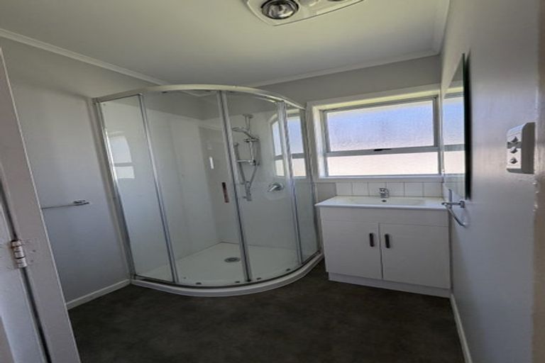 Photo of property in 3/10 Olympic Place, Papakura, 2110