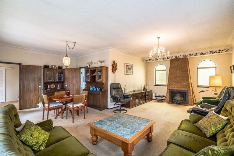 Photo of property in 1/6 Shakespeare Road, Milford, Auckland, 0620