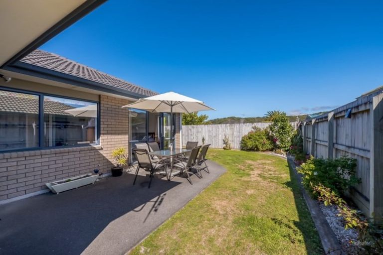 Photo of property in 4 Fraser Colman Grove, Wainuiomata, Lower Hutt, 5014