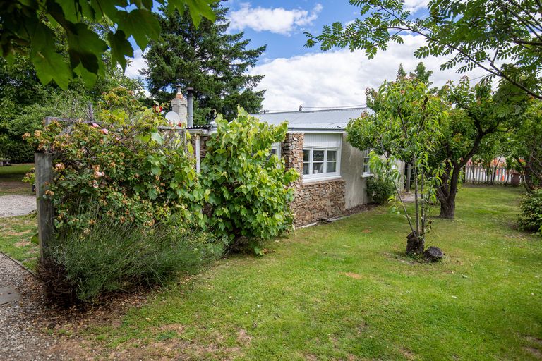 Photo of property in 6 Blyth Street, Clyde, 9330