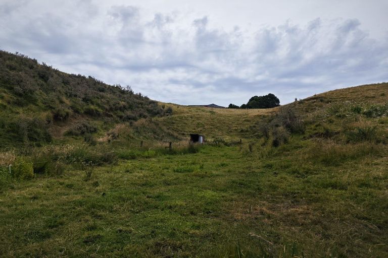 Photo of property in 223 Mataro Road, Onaero, Urenui, 4375
