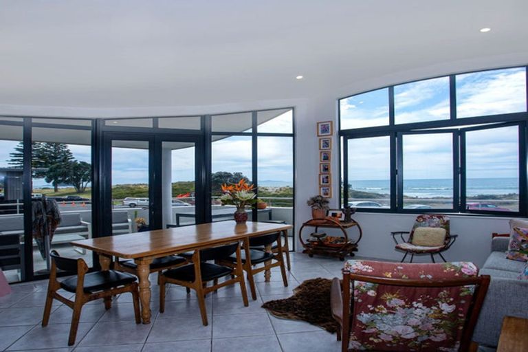 Photo of property in 203 Marine Parade, Mount Maunganui, 3116