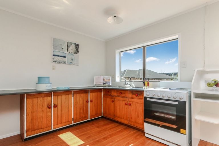 Photo of property in 13 Miro Street, New Lynn, Auckland, 0600