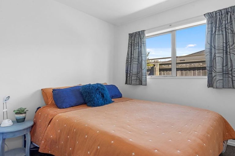 Photo of property in 32 Buckhurst Avenue, Wigram, Christchurch, 8042