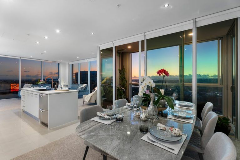 Photo of property in Sentinel Apartments, 1903/3 Northcroft Street, Takapuna, Auckland, 0622