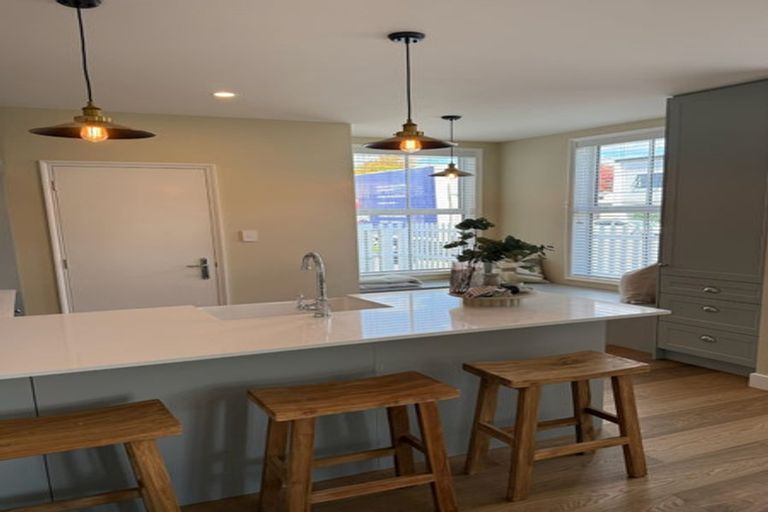 Photo of property in 62a Wilsons Road, Saint Martins, Christchurch, 8022