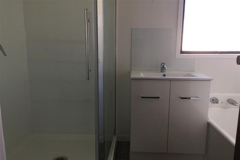 Photo of property in 101 Don Buck Road, Massey, Auckland, 0614