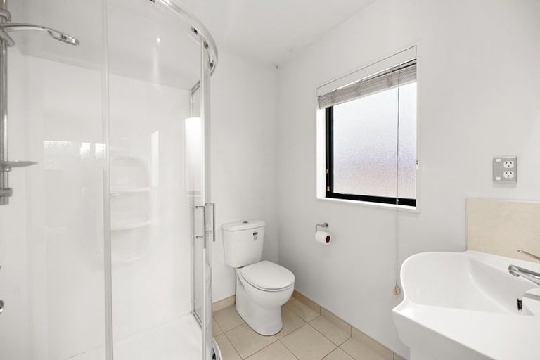 Photo of property in 12 Te Ironui Place, Huntington, Hamilton, 3210