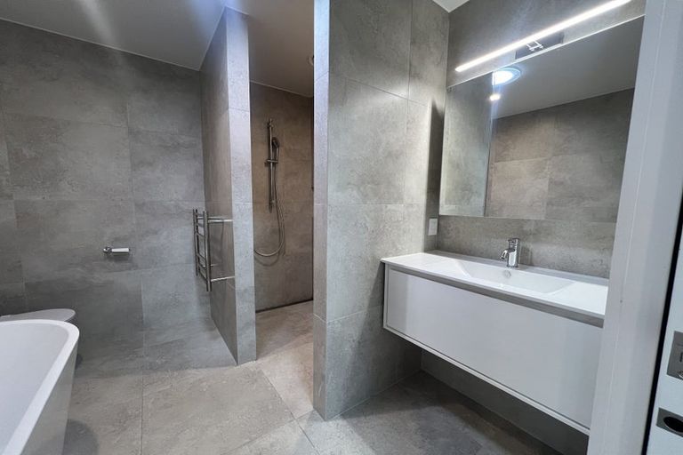 Photo of property in 13 Gunn Way, Hobsonville, Auckland, 0616