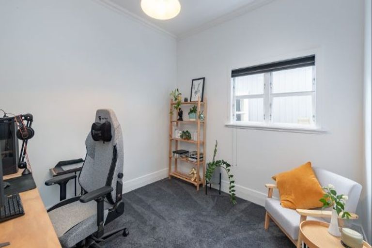 Photo of property in 30 Ross Street, Kilbirnie, Wellington, 6022