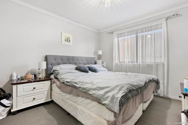 Photo of property in 35 Heathdale Crescent, Papakura, 2110