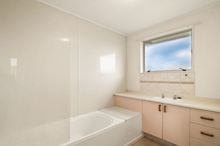Photo of property in 3/217 Oxford Street, South Dunedin, Dunedin, 9012