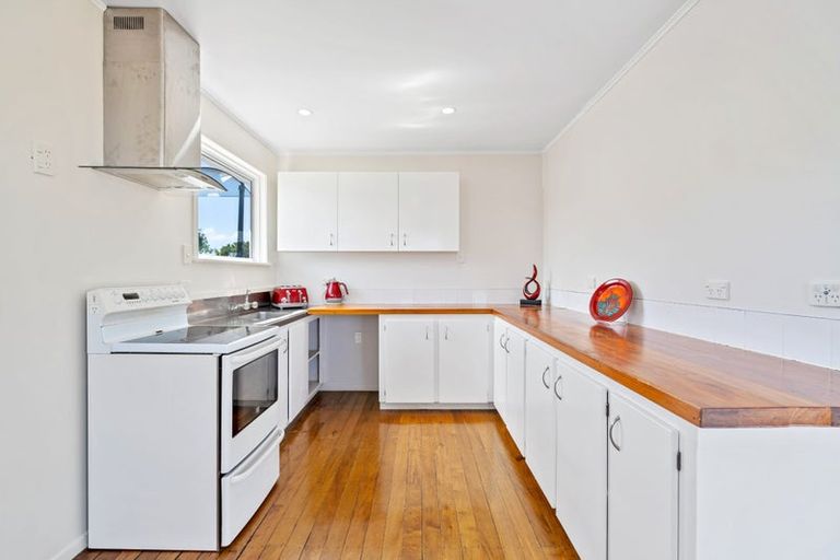 Photo of property in 52 Handforth Street, Onerahi, Whangarei, 0110