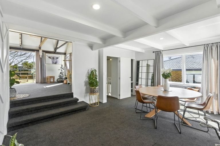 Photo of property in 13 Walton Road, Paraparaumu Beach, Paraparaumu, 5032