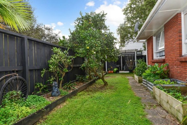 Photo of property in 81u1 Carrington Avenue, Silverdale, Hamilton, 3216
