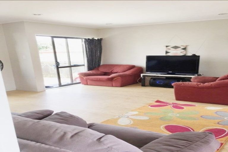 Photo of property in 7 Elvira Place, Ranui, Auckland, 0612