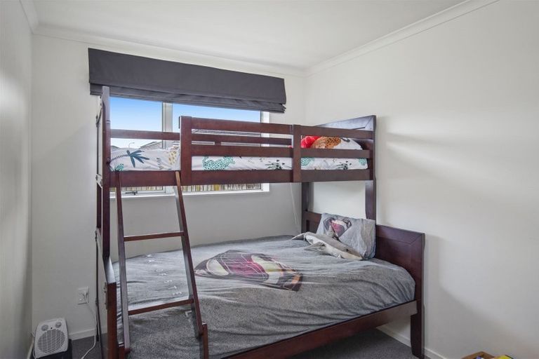 Photo of property in 40 Margarita Rise, Pukekohe, 2120